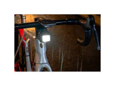 MOON Titan Max (1700lm) click to zoom image