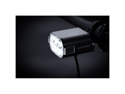 MOON E-POWER 2000 click to zoom image