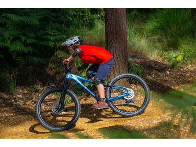 MARIN San Quentin Jr 24 click to zoom image